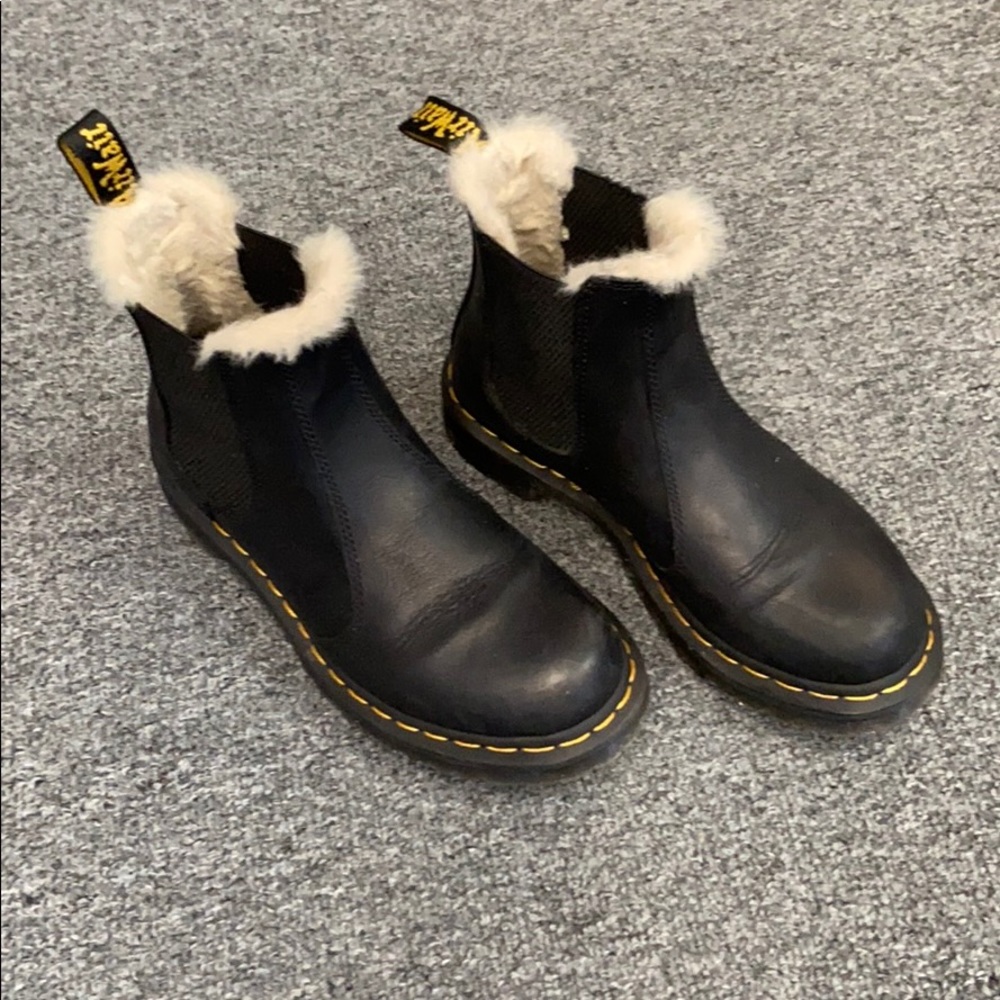 Dr Martens Leonore UK 5 (women’s size 7)